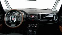 Fiat 500L Trekking 1.6 MultiJet II - galeria redakcyjna - pełny panel przedni