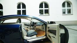 Mercedes E 400 Coupe Facelifting - galeria redakcyjna - widok ogólny wnętrza z przodu