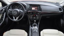 Mazda 6 III Sedan 2.5 192KM - galeria redakcyjna - pełny panel przedni