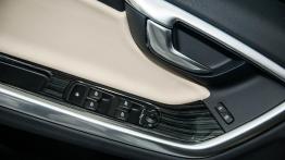 Volvo V60 2.4 D6 Plug-in Hybrid - galeria redakcyjna - drzwi kierowcy od wewnątrz