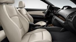 BMW Seria 1 Coupe i Cabrio Facelifting - widok ogólny wnętrza z przodu