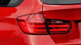 BMW serii 3 F31 Touring - lewy tylny reflektor - wyłączony