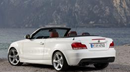 BMW Seria 1 Coupe i Cabrio Facelifting - widok z tyłu
