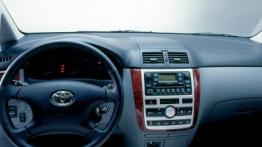 Toyota Avensis Verso - kokpit