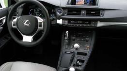 Lexus CT 200h -  Podwójna nowość