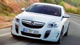 Opel Insignia OPC - widok z przodu