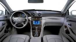 Mercedes CLK 2005 Coupe - pełny panel przedni