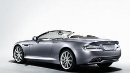 Aston Martin Virage Roadster - widok z tyłu