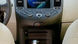 Nissan Primera - deska rozdzielcza