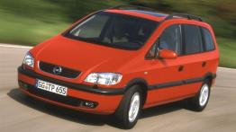 Opel Zafira - widok z przodu