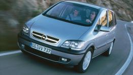 Opel Zafira - widok z przodu