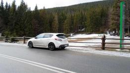 Białe szaleństwo  -  Mazda 3 MPS