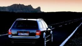 Audi RS6 - widok z tyłu