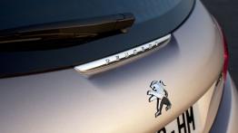 Peugeot 208 - wersja 5-drzwiowa - emblemat