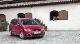 Seat Alhambra 4WD - przód - reflektory wyłączone