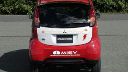Mitsubishi i-MiEV Concept - widok z tyłu
