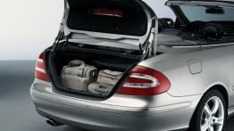 Mercedes Klasa CLK Cabriolet - tył - bagażnik otwarty