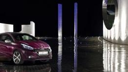Peugeot 208 XY Concept - widok z przodu