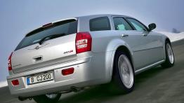 Chrysler 300C Touring SRT8 - widok z tyłu