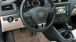 Między Golfem a Passatem - Volkswagen Jetta