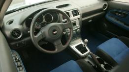 Subaru Impreza - pełny panel przedni