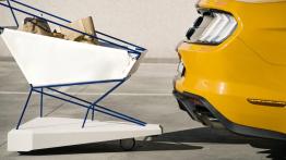 Ford stworzył wózek sklepowy. Ale nie jest to zwykły wózek