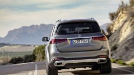 Nowy Mercedes GLS. Limuzyna wśród SUV-ów jeszcze bardziej luksusowa