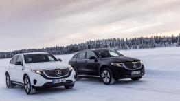 „Elektryk” na lodzie: Mercedes-Benz EQC przechodzi zimowe testy