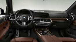 BMW X5 z hybrydą plug-in