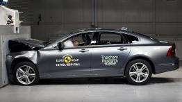 Mustang na dwójkę, Volvo na piątkę