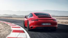 Porsche 911 GTS mocniejsze i z turbo