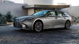 Flagowy Lexus w nowej odsłonie