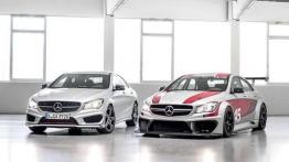 Mercedes Klasy A i CLA w nowych wariantach Sport