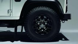 Land Rover Defender w dwóch nowych wariantach