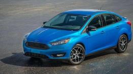 Odświeżony Ford Focus Sedan na pierwszych zdjęciach