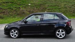 Nowa Skoda Fabia nakryta na długo przed premierą