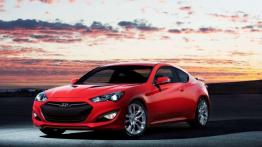 Hyundai Genesis Coupe straci jeden z silników
