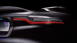 Aston Martin Vanquish vel Thunderbolt od Fiskera