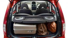 Tata Nano GenX z nową skrzynią i dodatkami