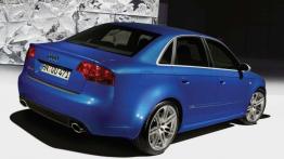 Nowe Audi RS4 także z nadwoziem typu sedan