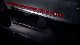 Włoska inżynieria w ekstremalnym wydaniu. Alfa Romeo prezentuje Giulię Quadrifoglio Luna Rossa