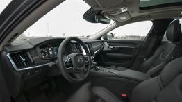 Volvo V90 Cross Country - w hołdzie starszemu rodzeństwu 