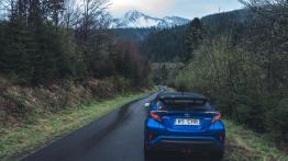 Toyota C-HR - jazda w terenie
