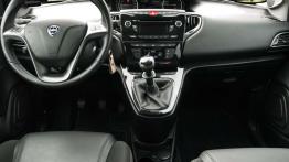 Miejski szyk - Lancia Ypsilon