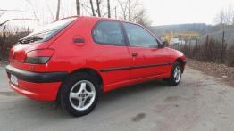 Piękny kompakt spod znaku lwa - Peugeot 306 (1993-2001)