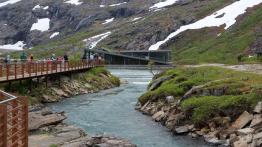 Trollstigen - piękna i funkcjonalna