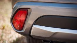 Mitsubishi Outlander PHEV (MY16) - dialog z klientem