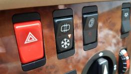 Jak przygotować auto do zimowania w garażu?