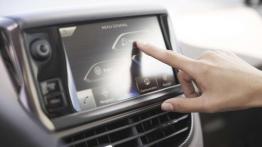 Peugeot 2008 - król lew?