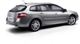 Renault Laguna GT z czterema skrętnymi kołami